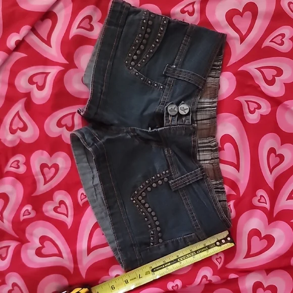 Stylish Denim Studded Shorts - Picture 6 of 7